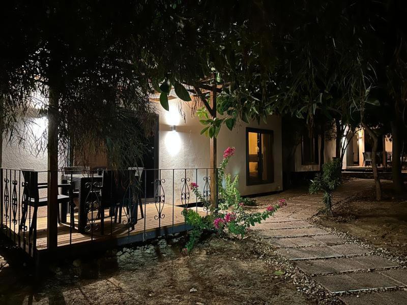 Otelox Ayas Beach Bungalov Erdemli Exterior photo
